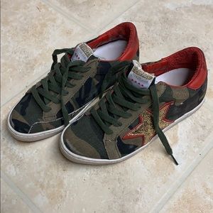 Freebird camo sneaker